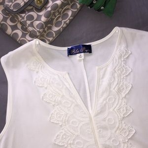 Blue Rain Beautiful White Tank Sz M